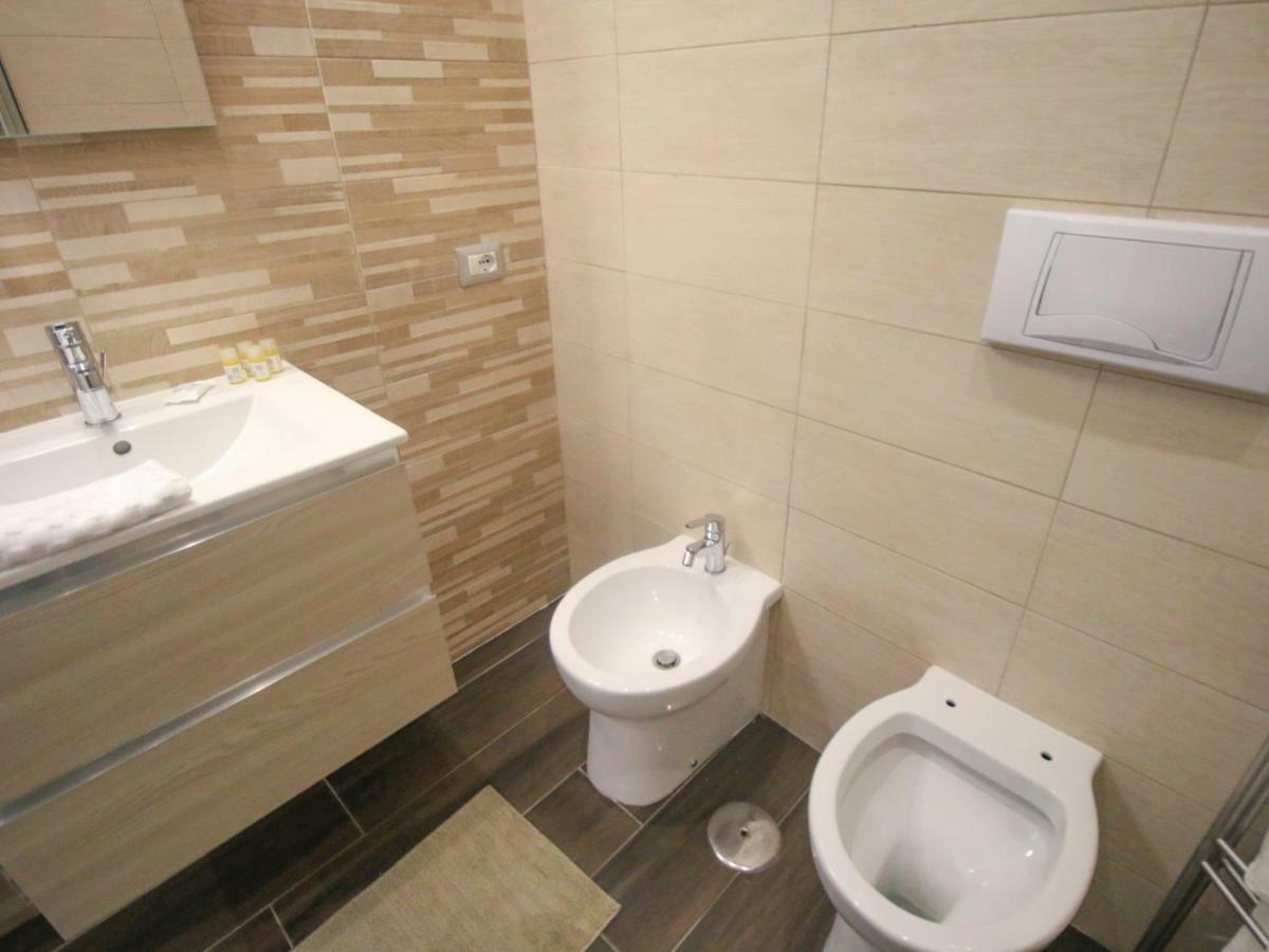 B&B Pisadog Neapol Zewnętrze zdjęcie