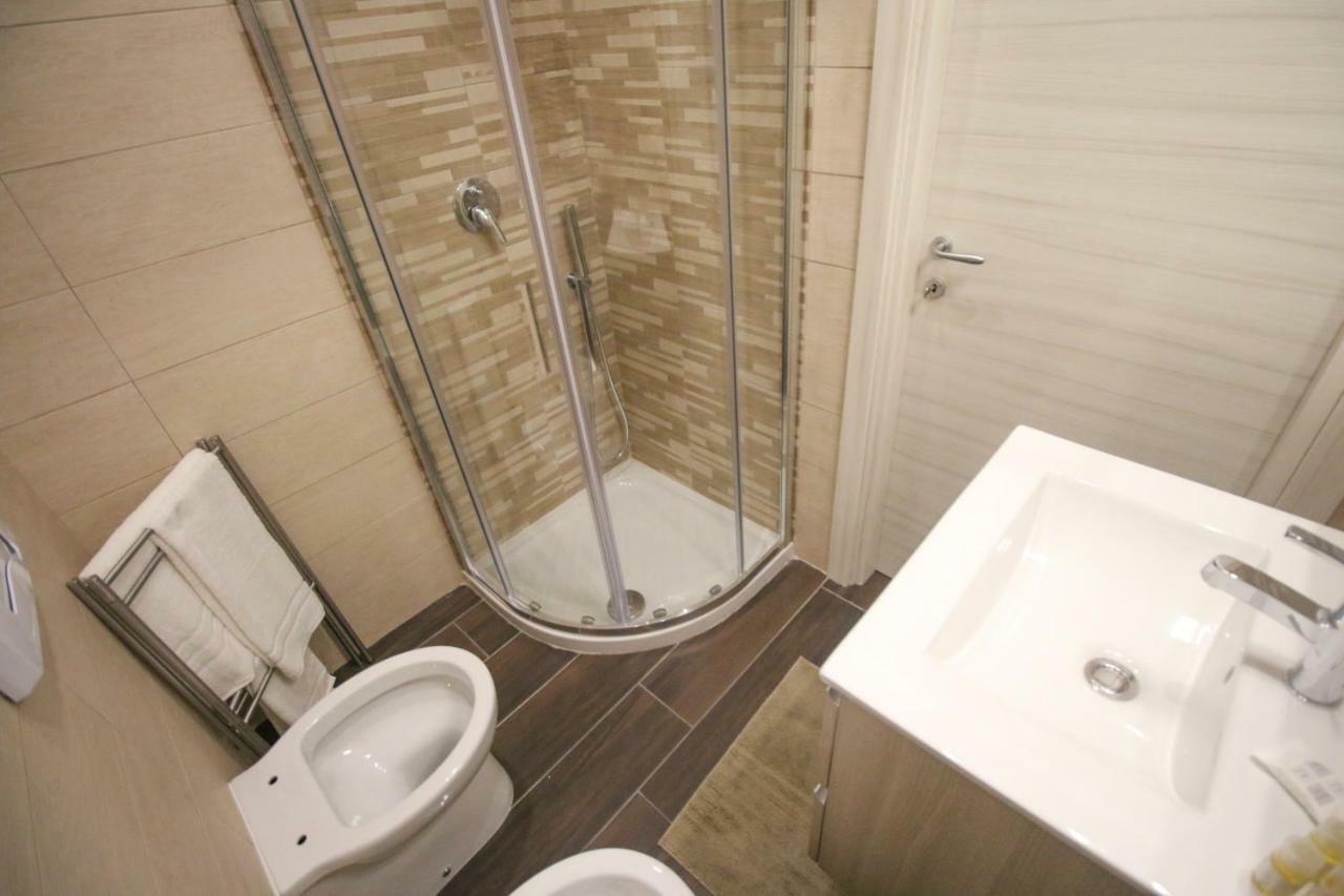B&B Pisadog Neapol Zewnętrze zdjęcie